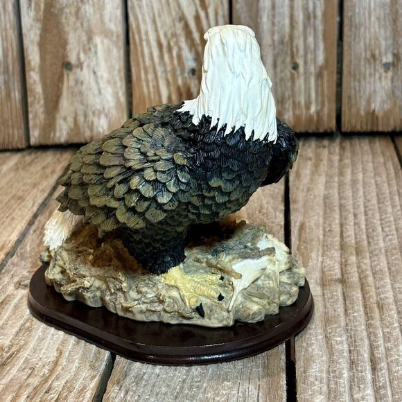 American Bald Eagle with Eaglet Sculpture on Wood Base - Picture 6 of 9